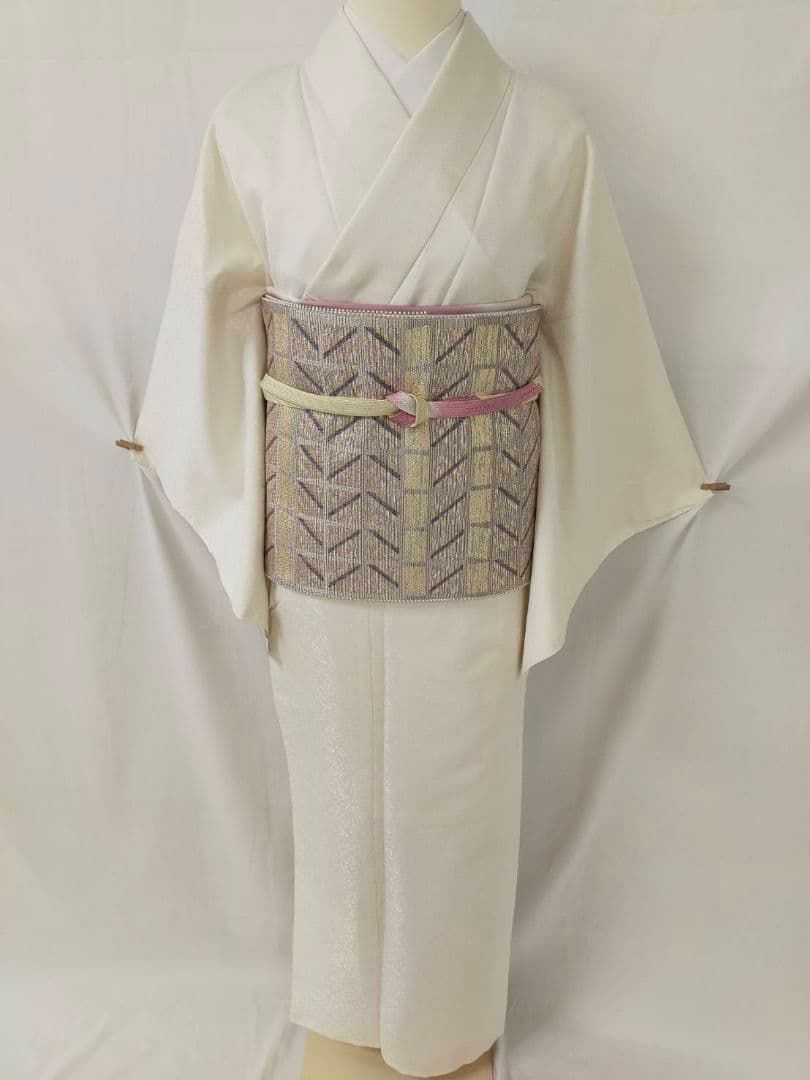 売約済み★★新品未使用　洗える紋意匠色無地(ポリ100%)Lサイズ★★