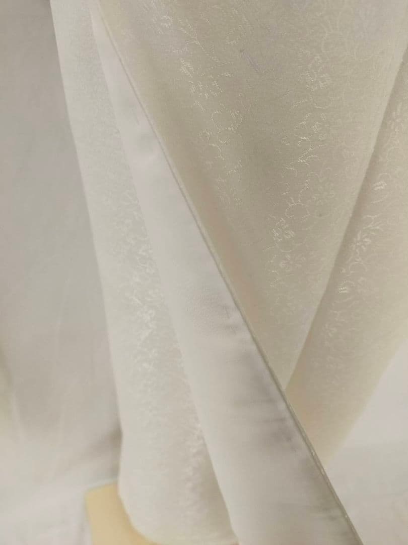 売約済み★★新品未使用　洗える紋意匠色無地(ポリ100%)Lサイズ★★