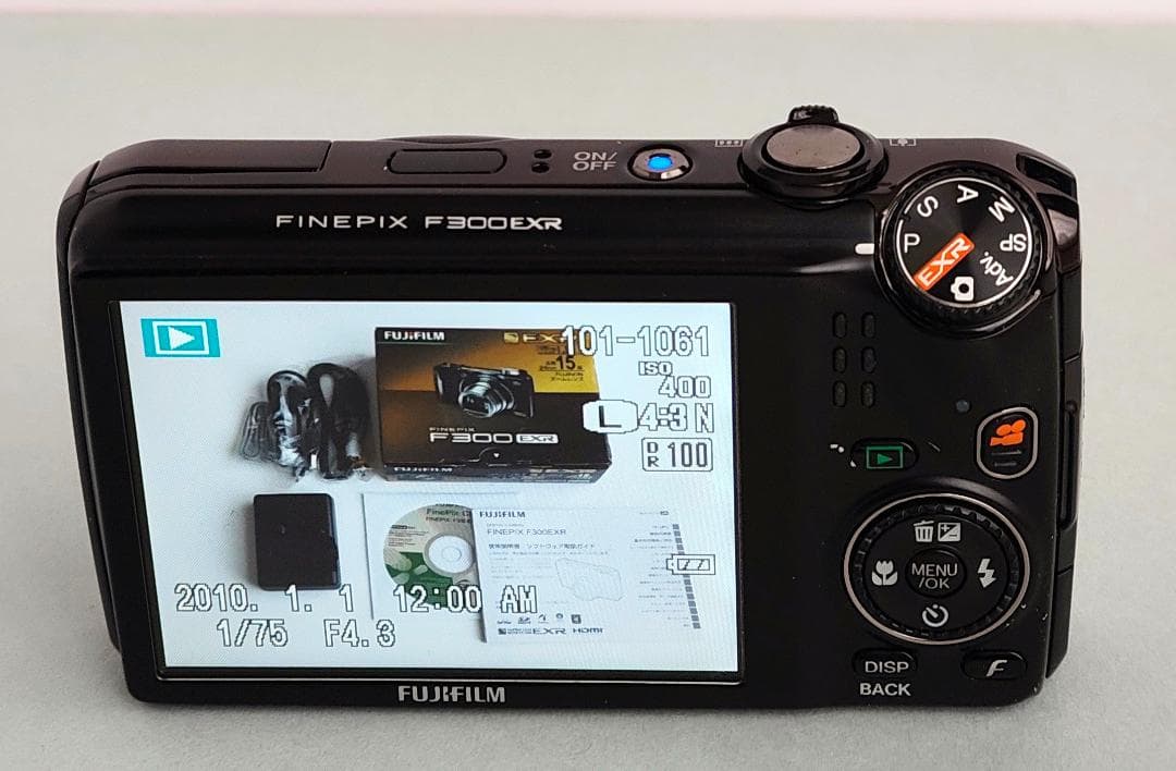 デジタルカメラ FUJIFILM FinePix F300EXR