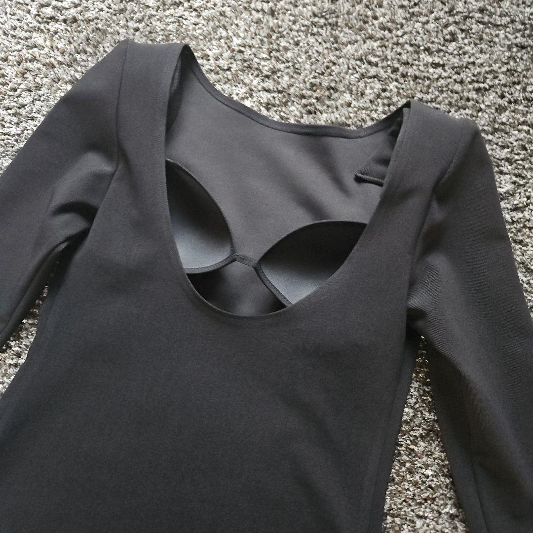 cygne シーニュ　バックオープントップス