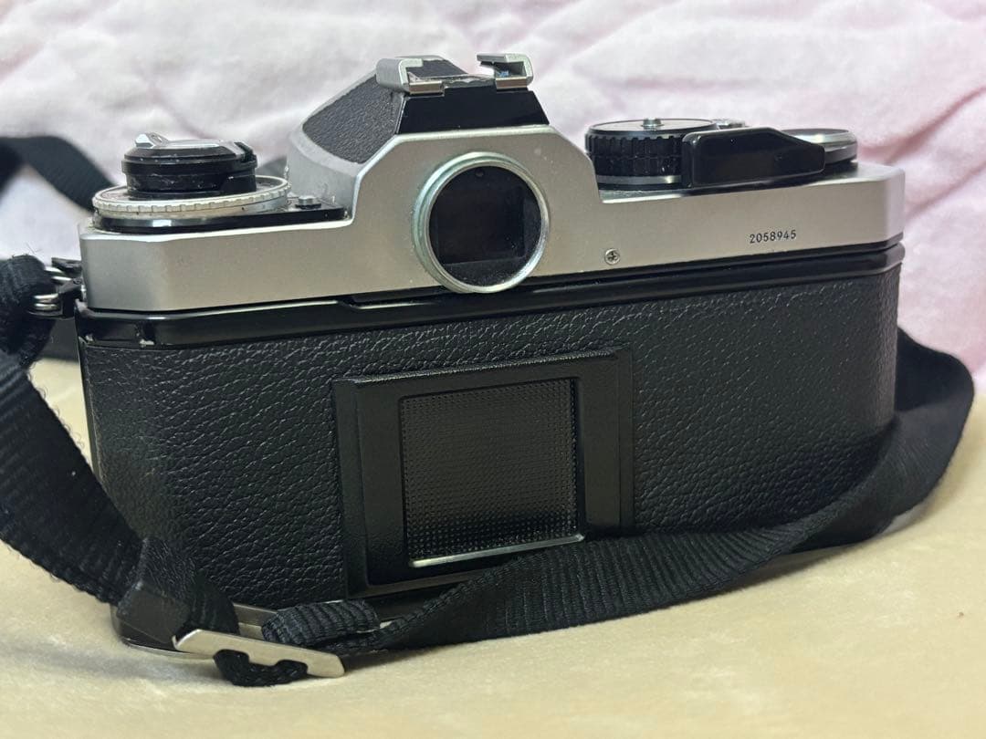 D*社様 Nikon FE2 一眼レフカメラ Zoom 35-70mm 【ジャン