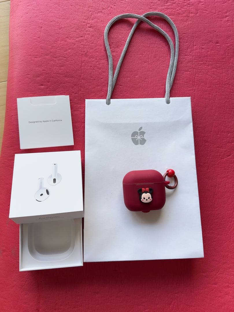 AirPods4 ケースプラス左耳イヤホン