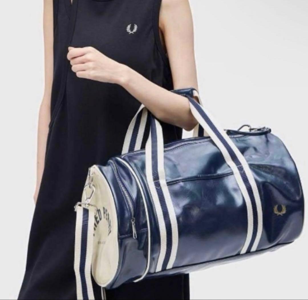 FRED PERRY フレッドペリー ボストンバッグ ドラムバッグ ネイビー