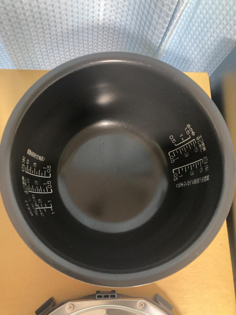 ★美品★2019 年製 Zojirushi NP-VZ10 炊飯器 5.5合