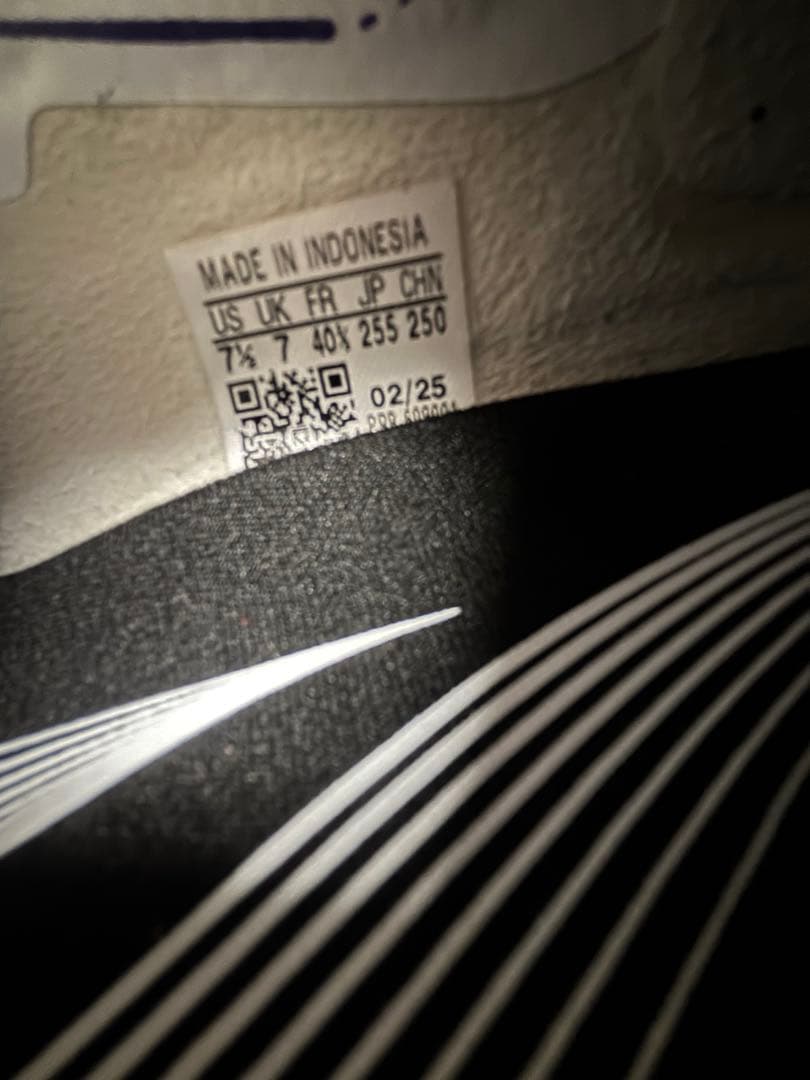 極美品 アディダス　プレデター　エリート　HGAG　25.5cm　白金紫