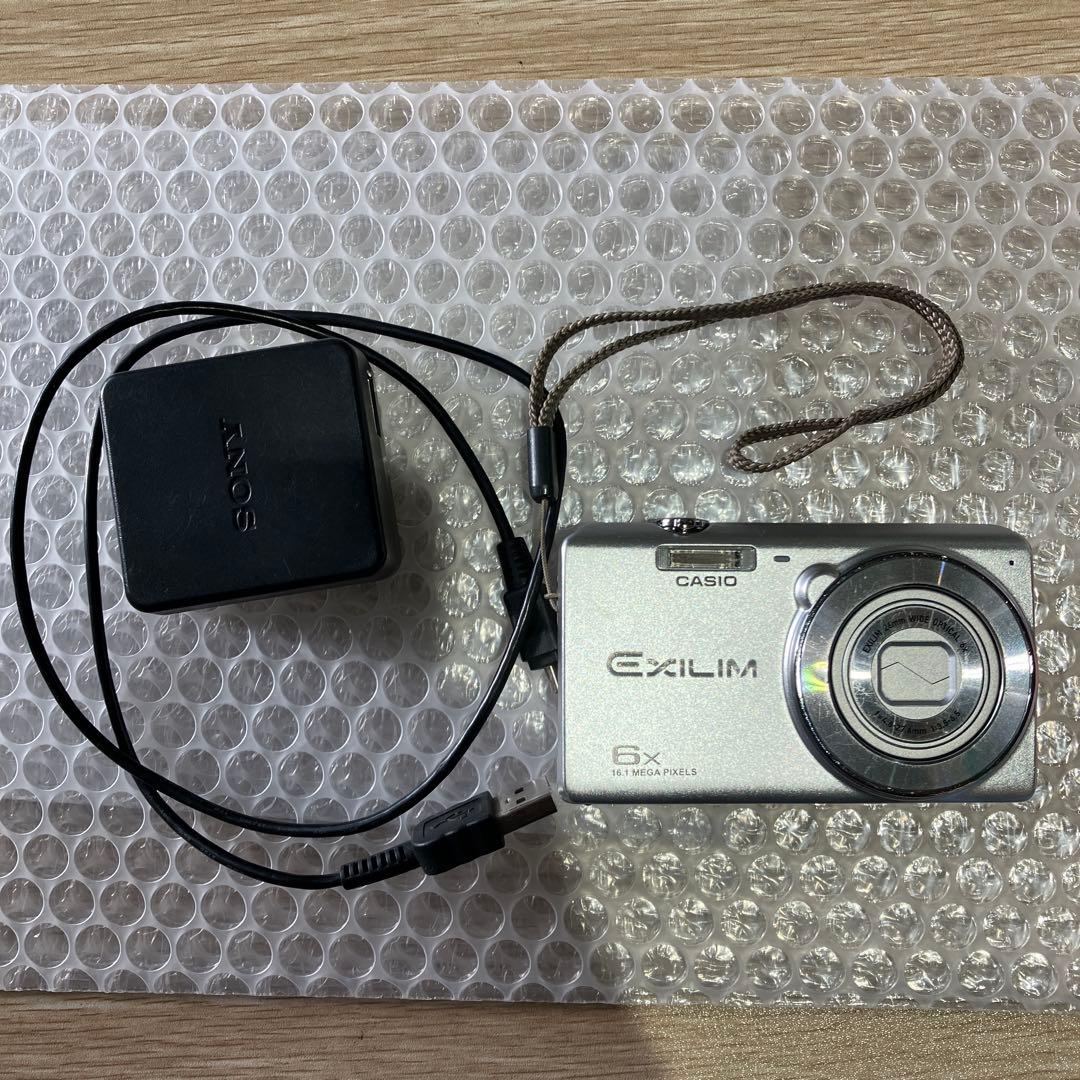 な*ぬ様 CASIO EXILIM 14.1メガピクセル デジカメ動作済み　即決