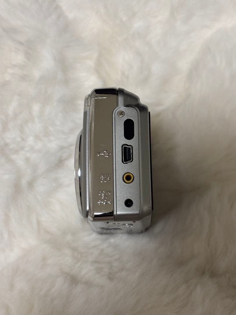 FUJIFILM FinePix A900 デジカメ 乾電池式 動作確認済み