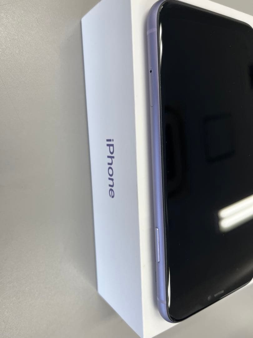 ☆美品☆iPhone11 128GB パープル　おまけつきSIMフリー