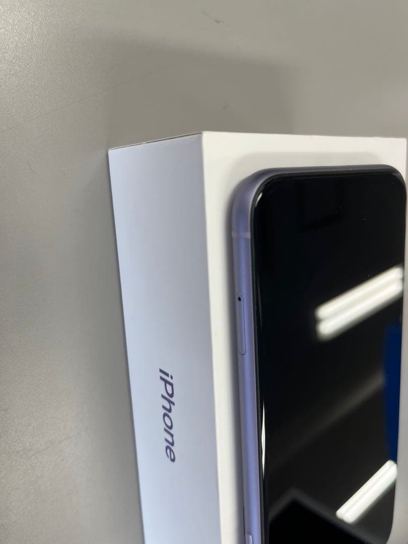 ☆美品☆iPhone11 128GB パープル　おまけつきSIMフリー