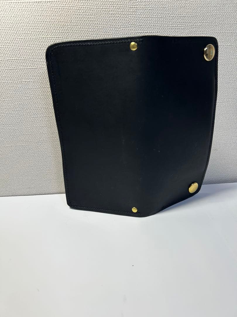 トラッカーウォレット　クラストレザーネロ