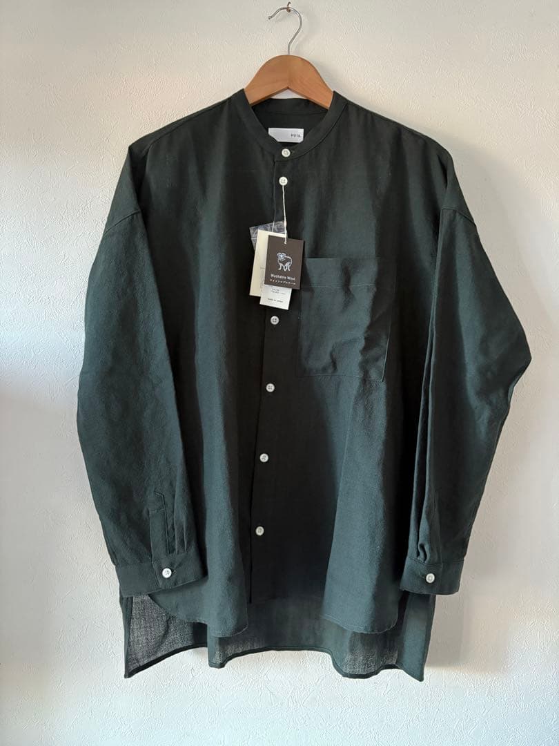 HUIS/ 遠州織物ウォッシャブルウール バンドカラー オーバーシャツ