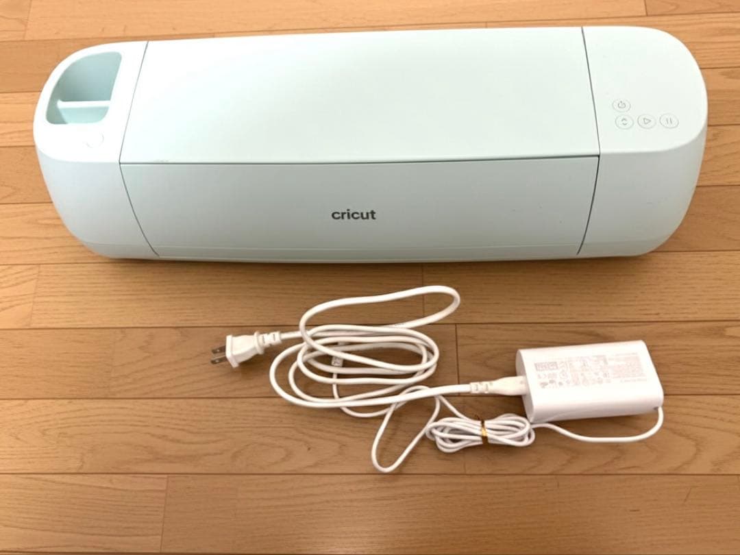 【最終値下げ】Cricut Explore 3｜クリカット｜マット5枚付｜動作〇