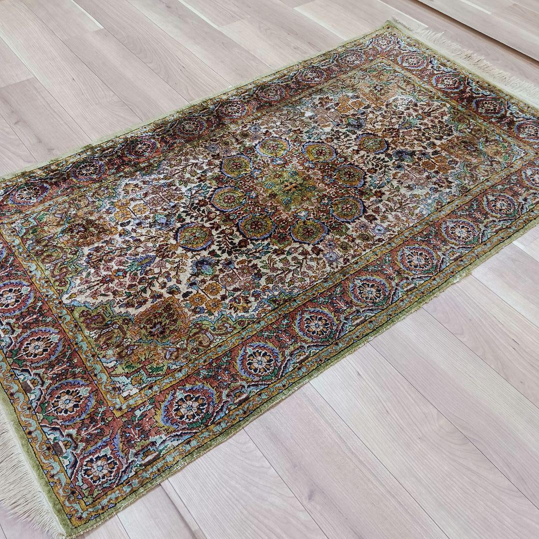 Y3244 インド絨毯 シルク 手織り 156×90㎝ マット