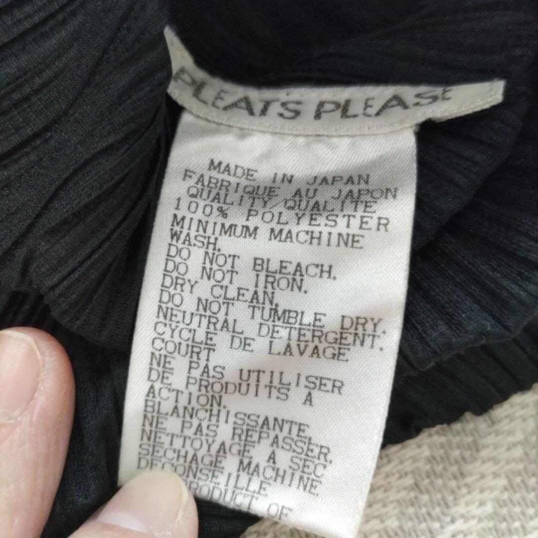 PLEATS PLEASE ブラック タートルネック 4