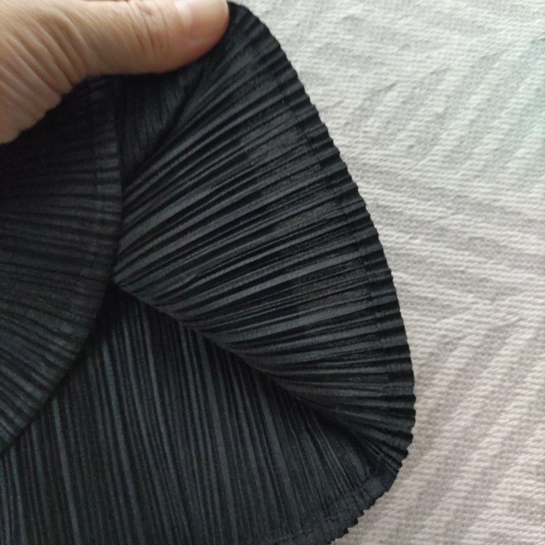 PLEATS PLEASE ブラック タートルネック 4