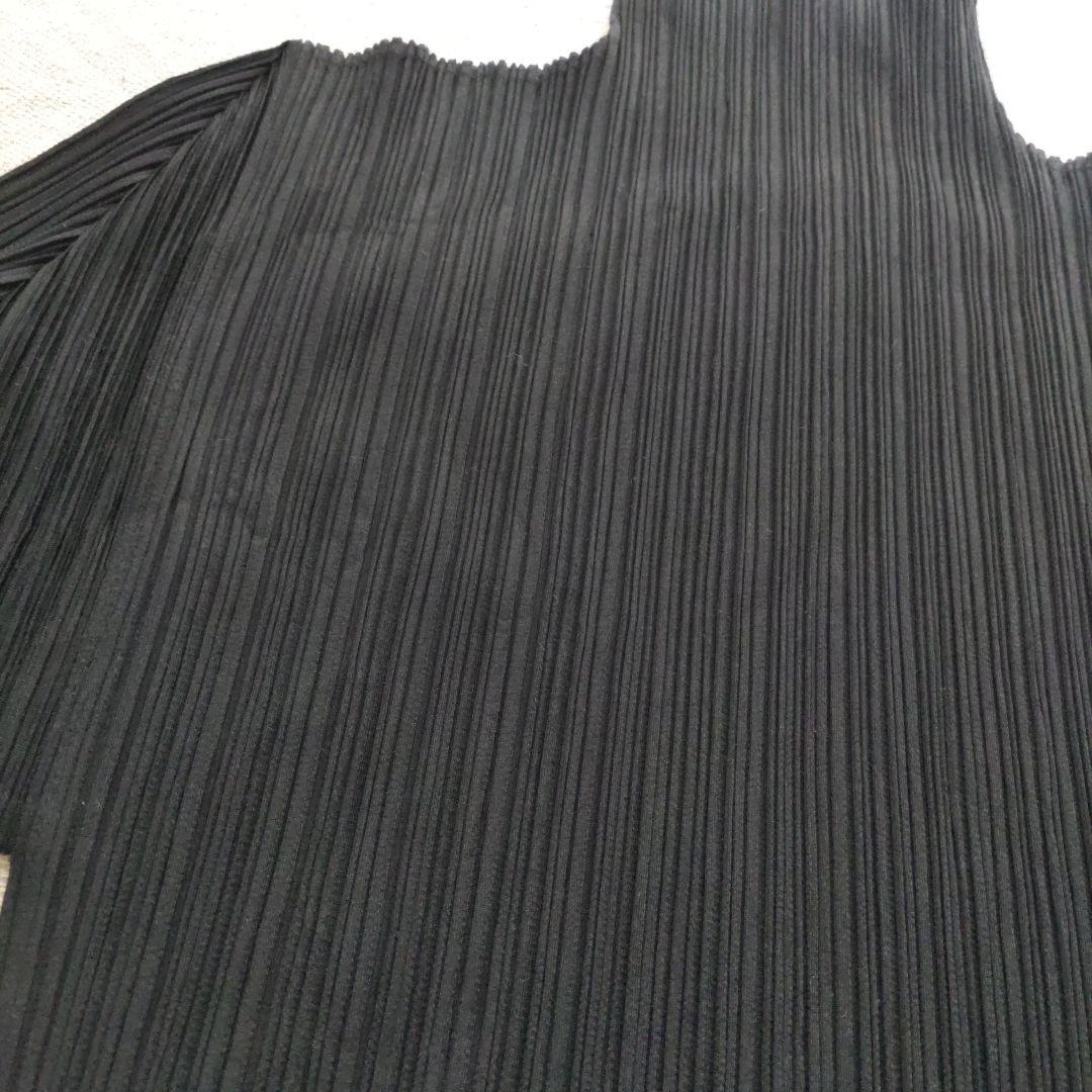 PLEATS PLEASE ブラック タートルネック 4