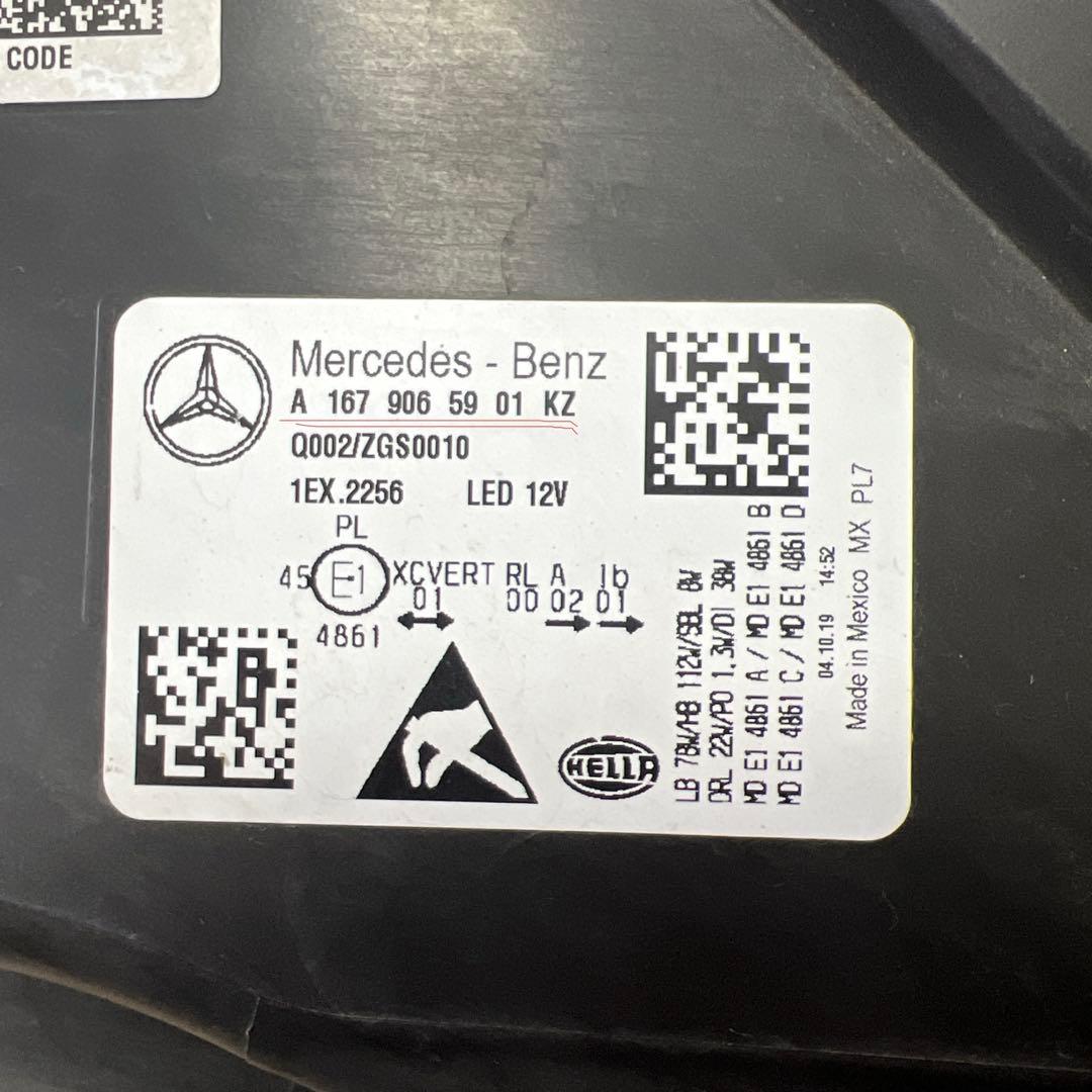 Mercedes-Benz gls400d ヘッドライト　左　ウインカー異常