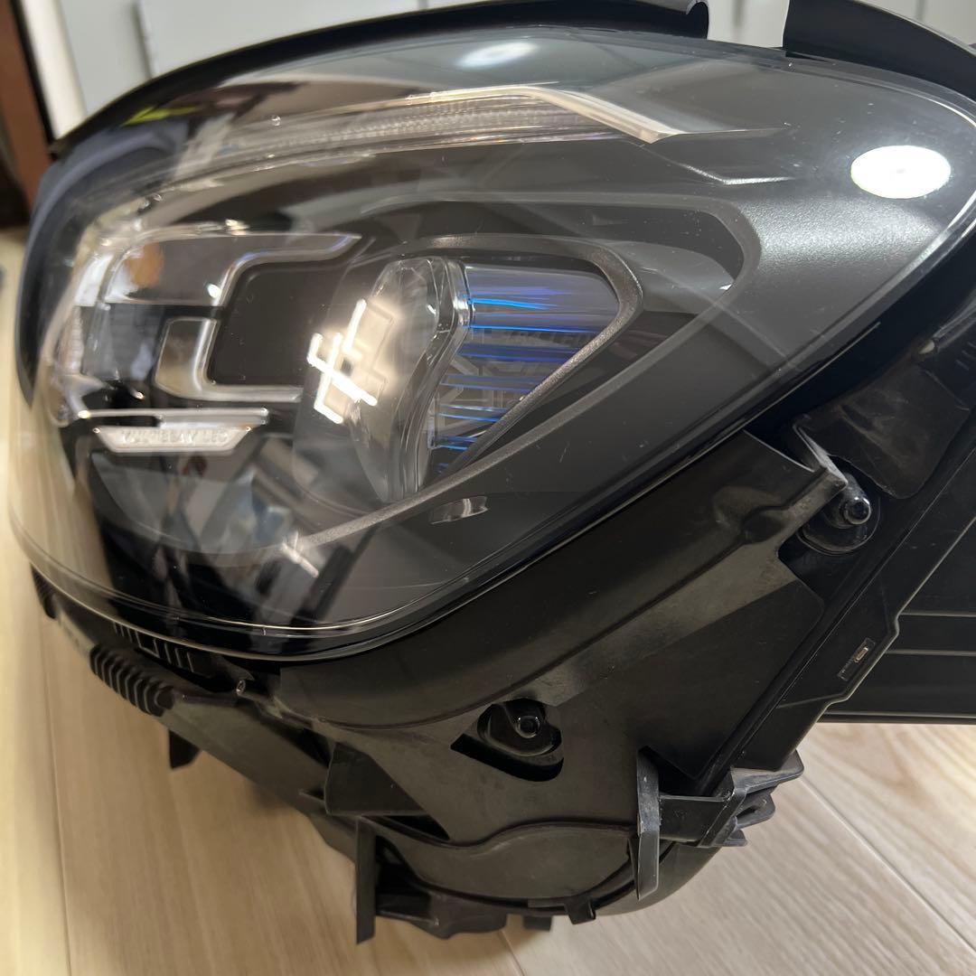 Mercedes-Benz gls400d ヘッドライト　左　ウインカー異常