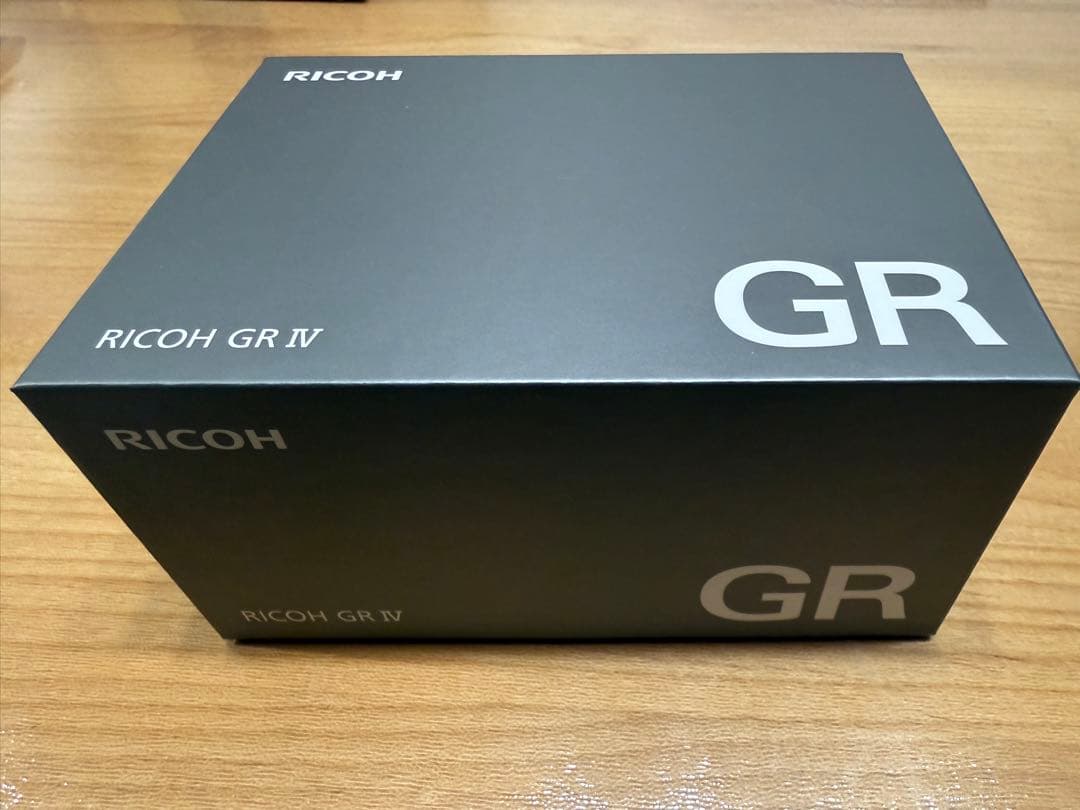 新品未使用RICOH GRIV コンパクトデジタルカメラGR4デジタルカメラ