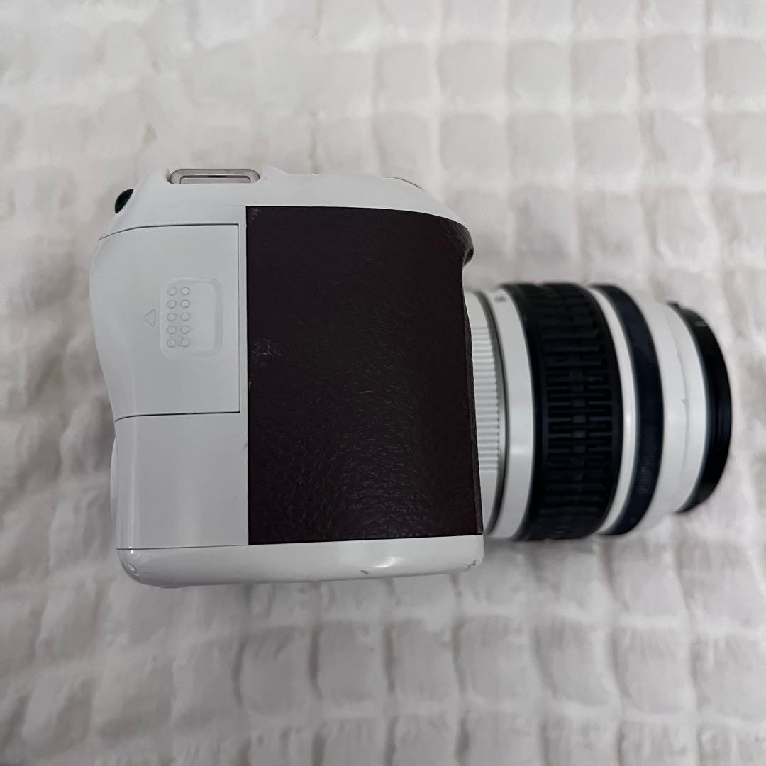 PENTAX k-r　ブラウン×ホワイト