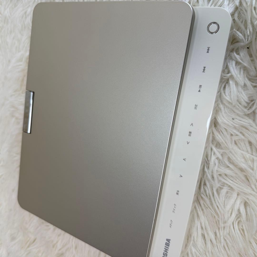 TOSHIBA ポータブルブルーレイプレーヤー　SD-BP900S DVD BD