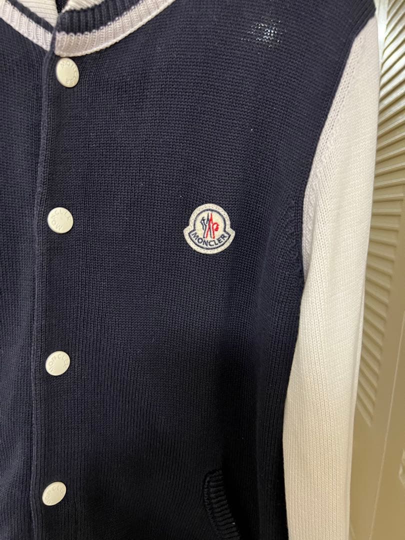 三連休限定最安値！良品】モンクレール バーシティジャケット風カーディガン S