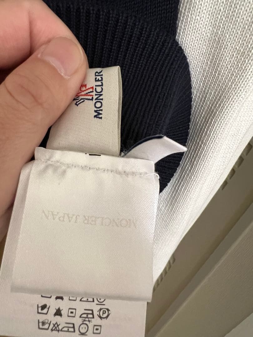 三連休限定最安値！良品】モンクレール バーシティジャケット風カーディガン S