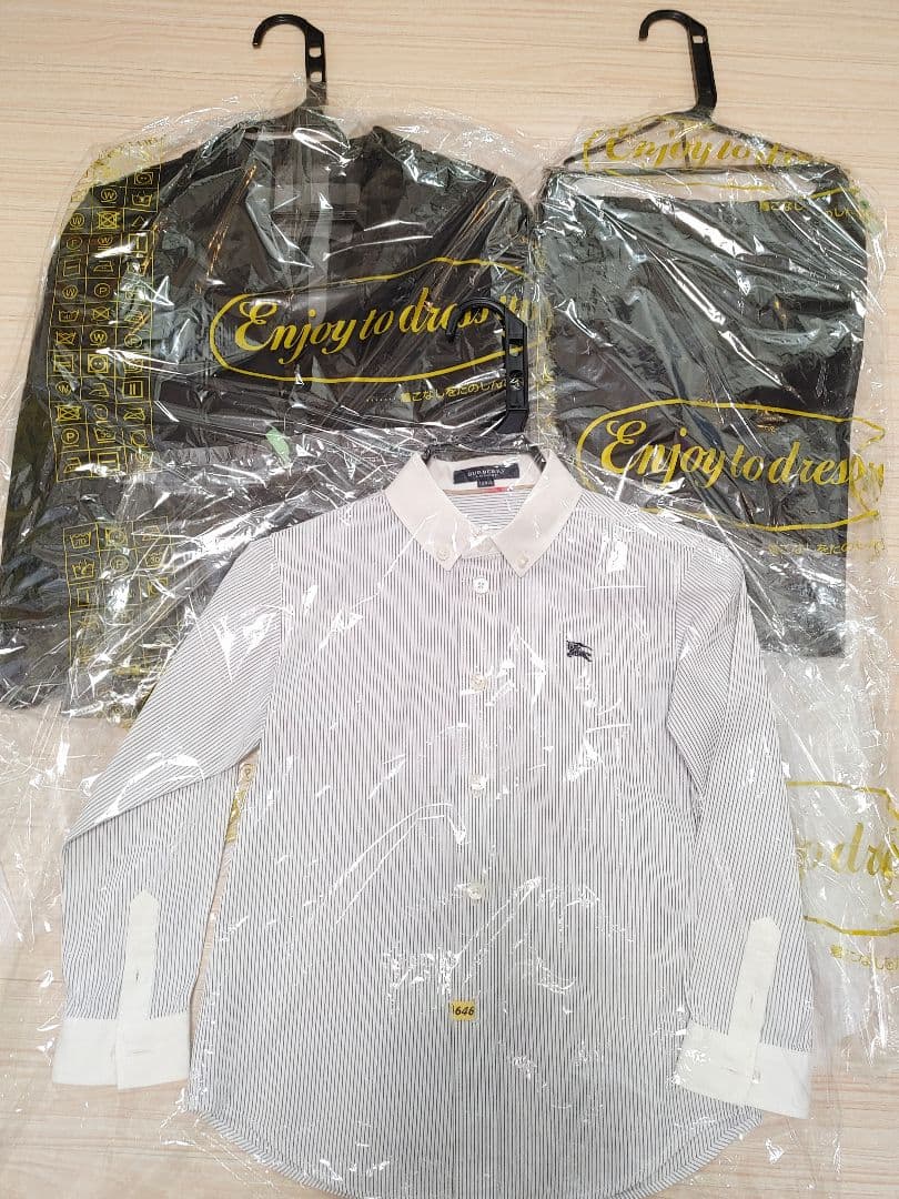 ★新品同様★ BURBERRY スーツ シャツ セット 120