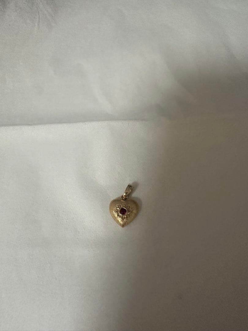 K18YG ペンダントのみ　ルビー0.05ct