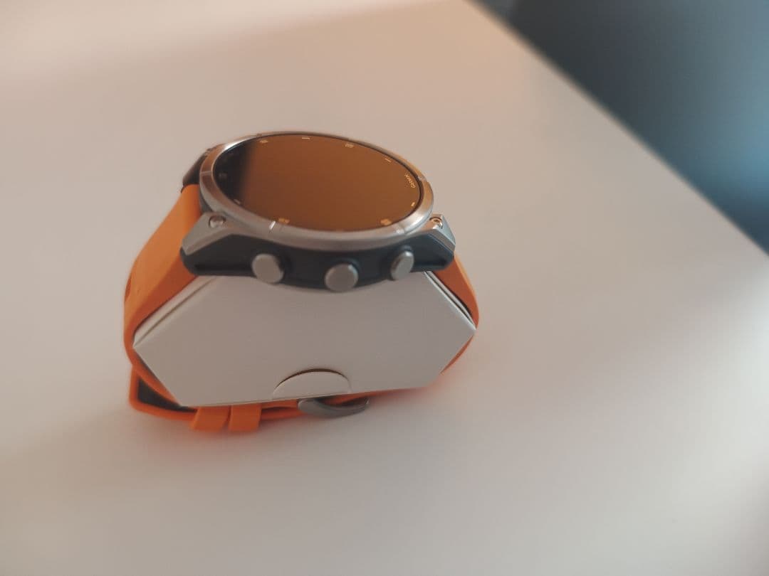 Garmin Fenix8　47mm オレンジ