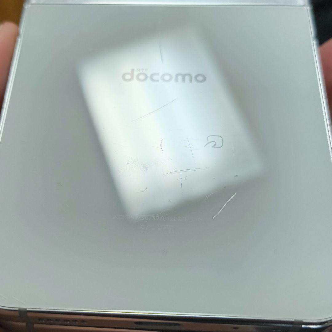 スマートフォン本体 Galaxy Z Flip5 256GB docomo