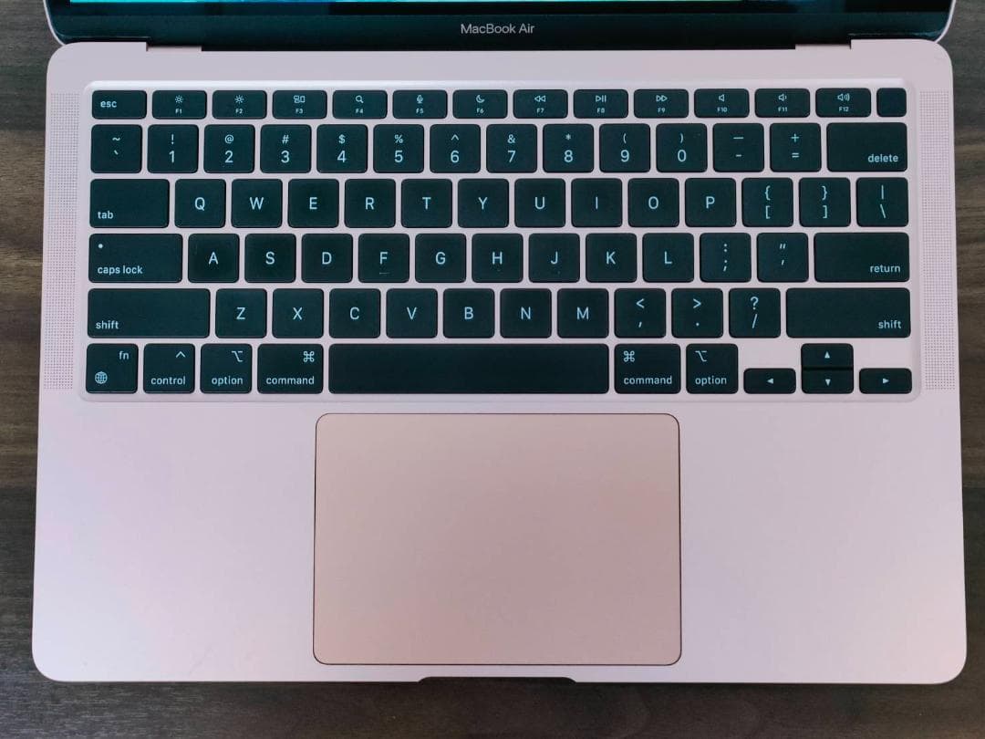 充電146 MacBook Air 2020 13型M1 512G USキーA8