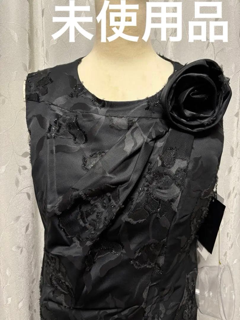 新品タグ付定価6万円レジァンス ジャガードワンピース 高級素材コサージュ付L黒