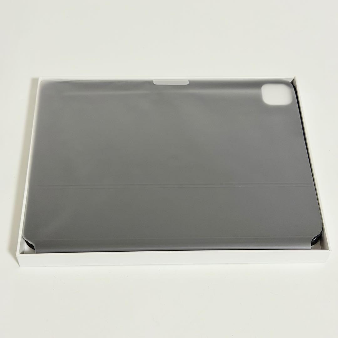 Apple iPad Magic Keyboard MXQT2J/A ②
