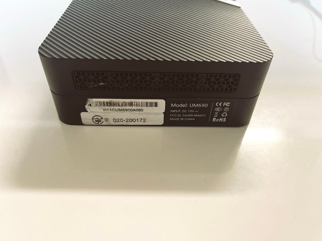 [動作確認済み]MINISFORUM UM690 RYZEN9 6900HX