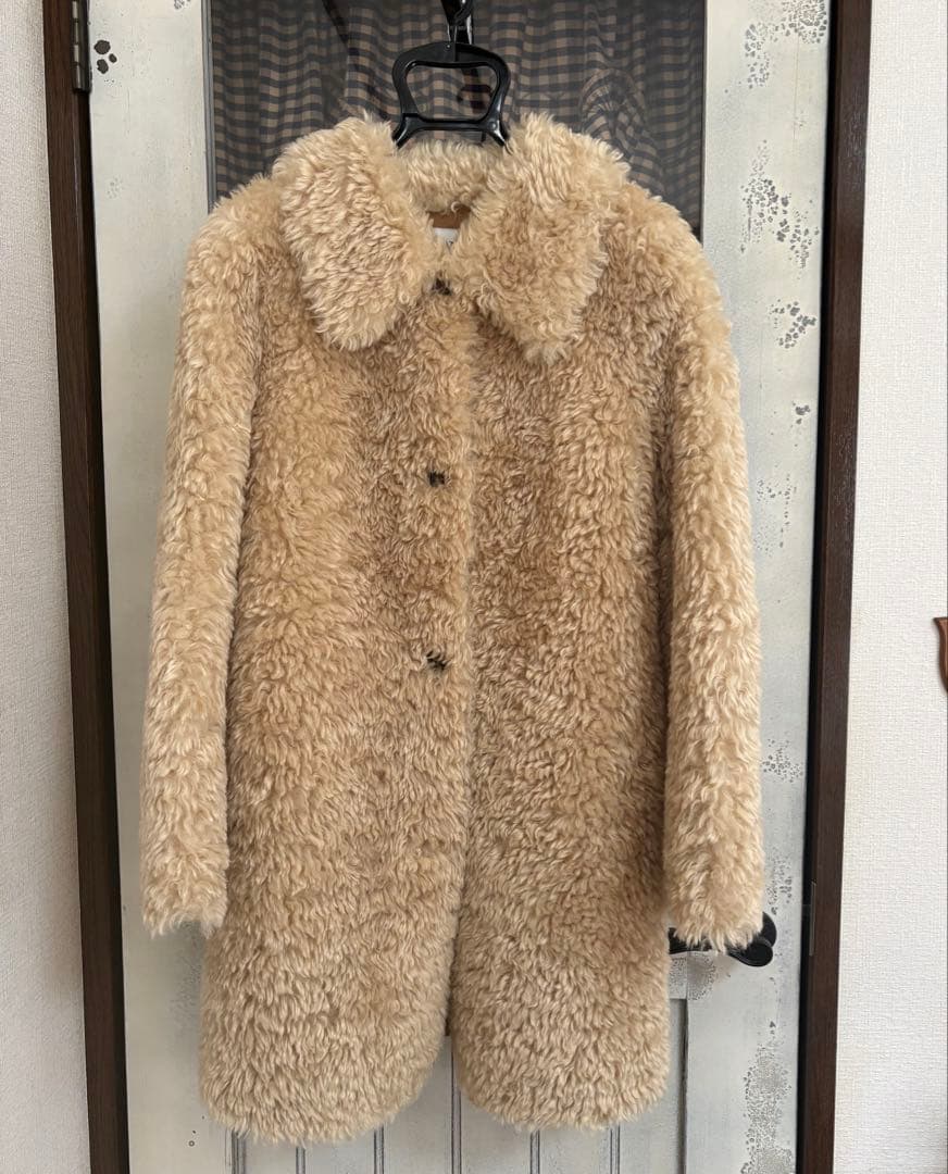 新品ZARA フェイクファーコート Sサイズ