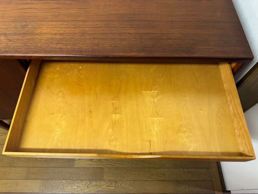 【フフフ 】ボーエ・モーエンセン/サイドボード