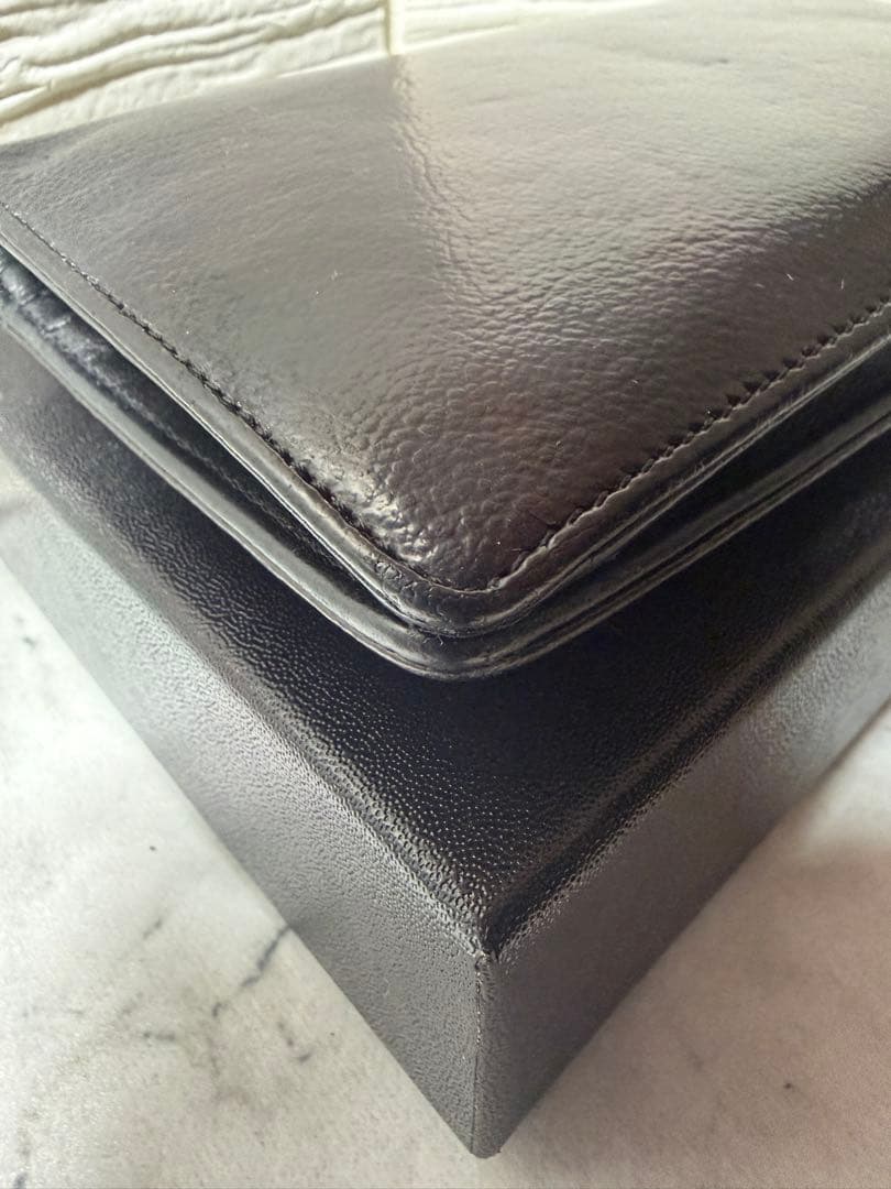 本日のみ値引【美品・シリアル一致】CHANEL 長財布 ラムスキン ブラック