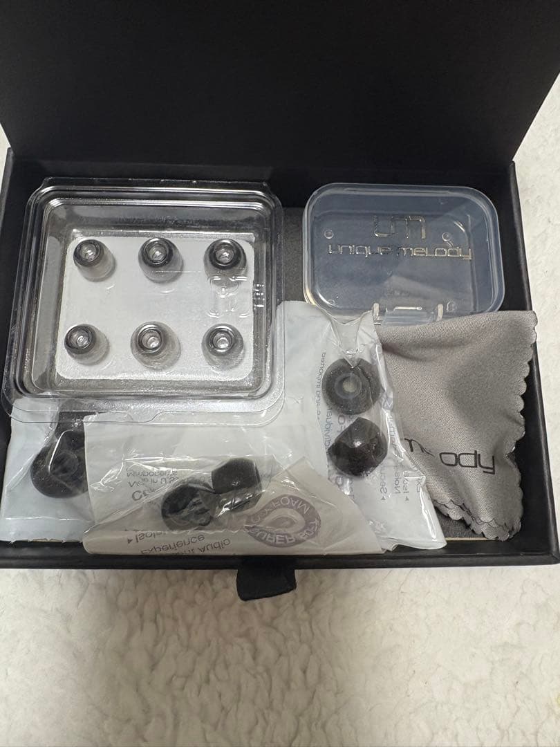 イヤホン Unique Melody Mest MKii