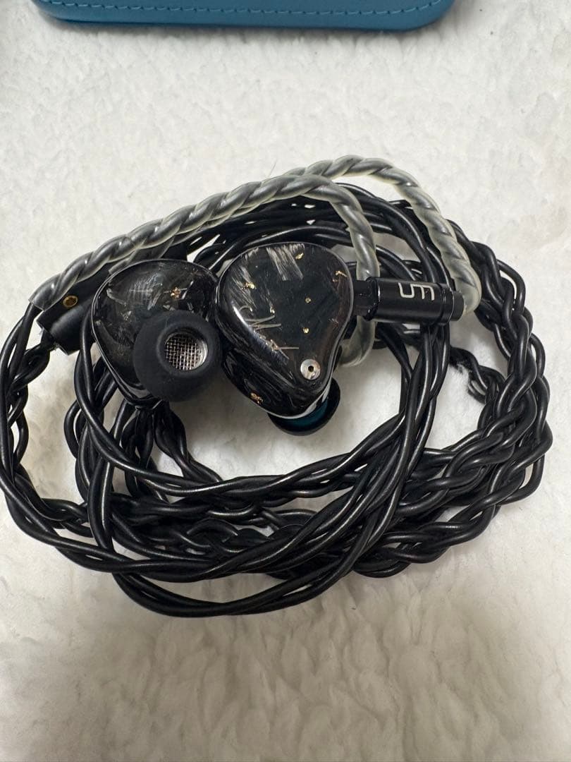 イヤホン Unique Melody Mest MKii