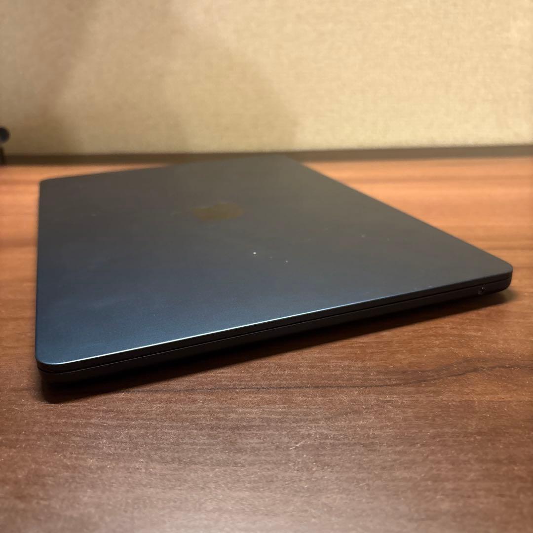 MacBook Air M2 13.6インチ 8GB/256GB
