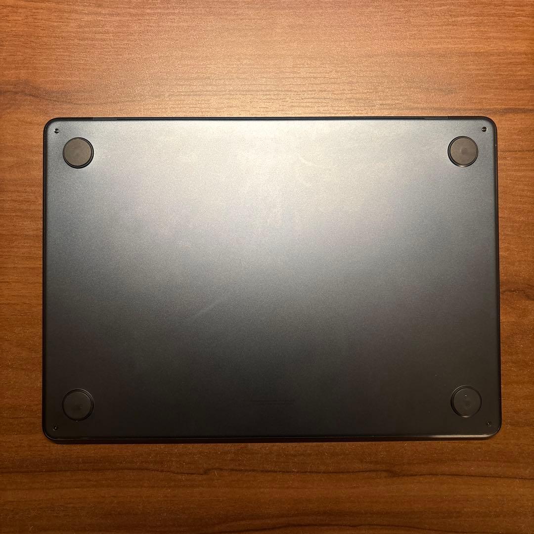 MacBook Air M2 13.6インチ 8GB/256GB