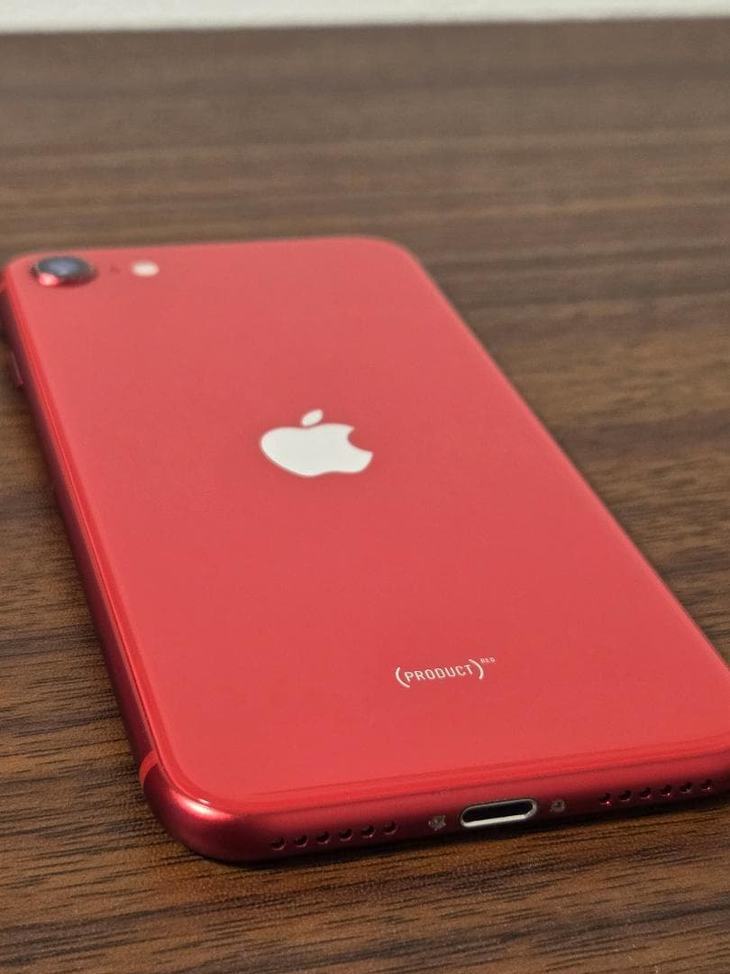 中古 iPhone SE （第２世代）64GB