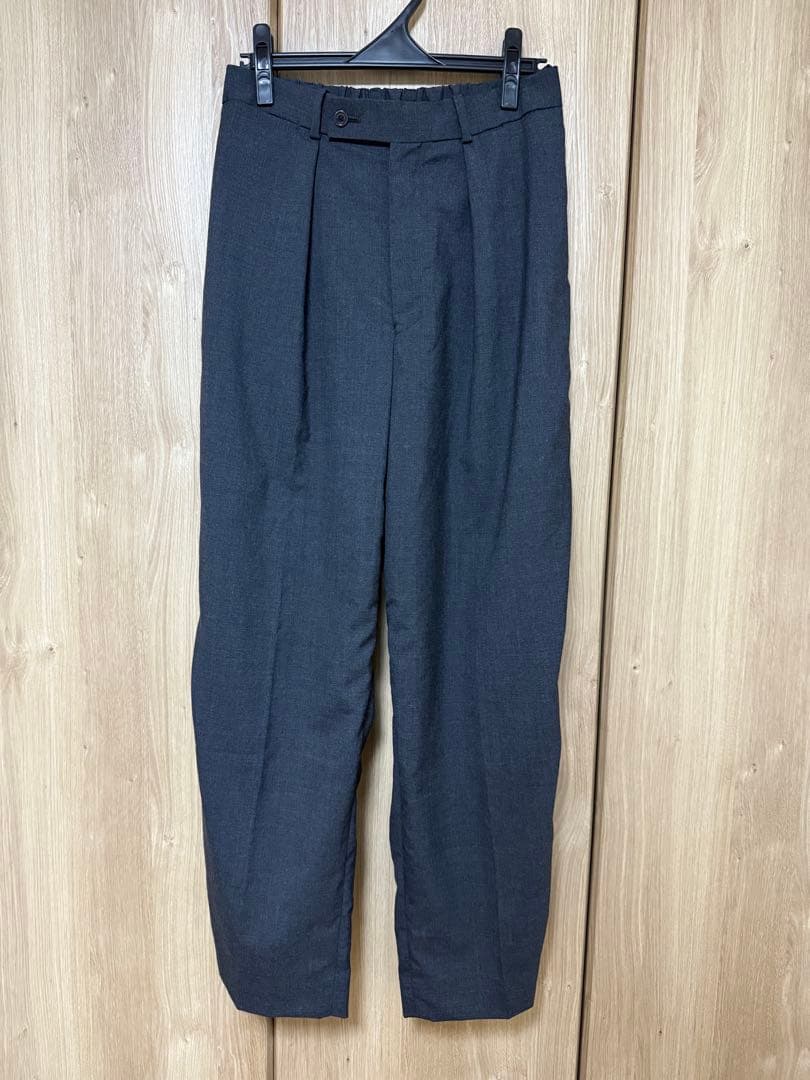 極美品　マーカウェア　ウールスラックス