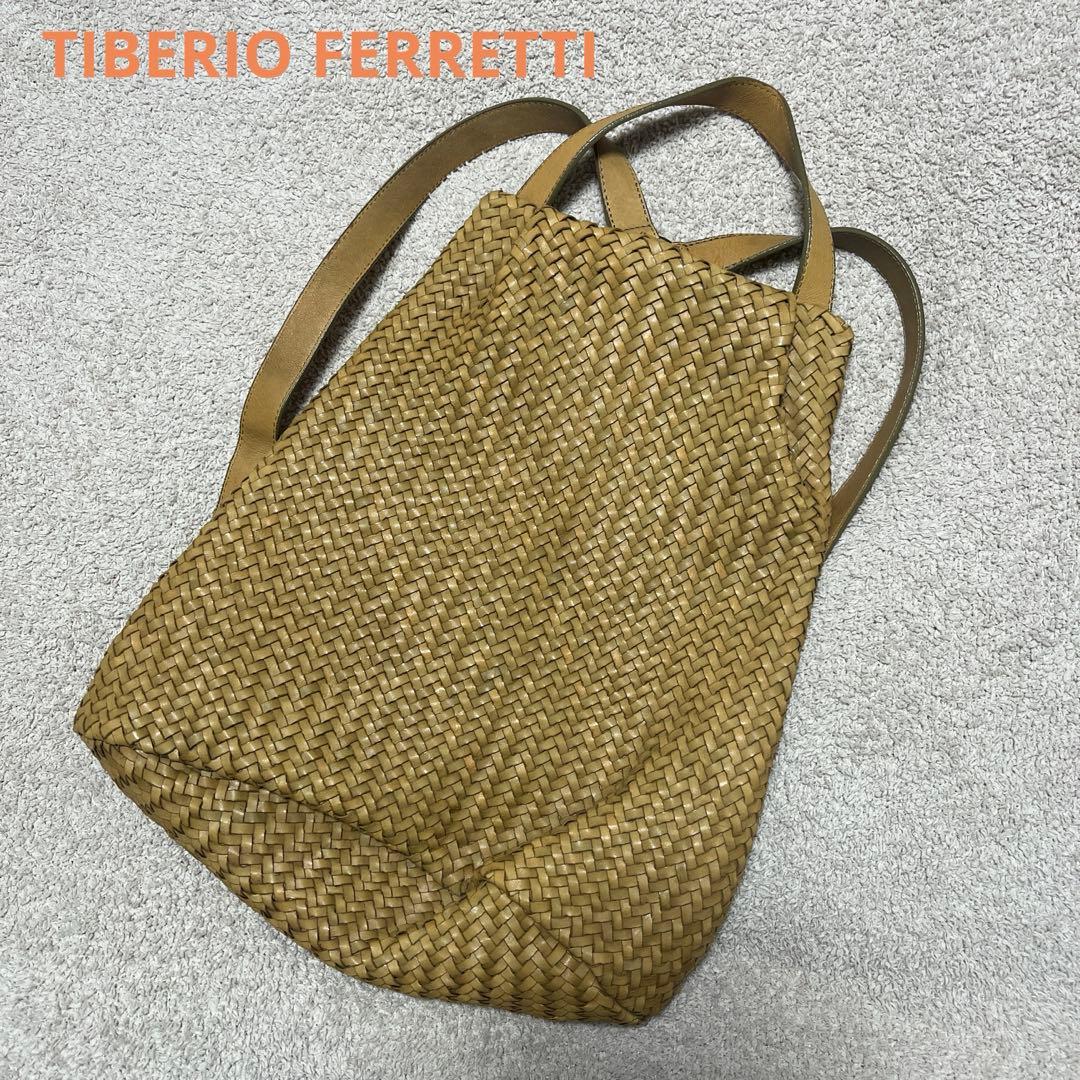 ティベリオフェレッティ　レザー　バックパック　リュック