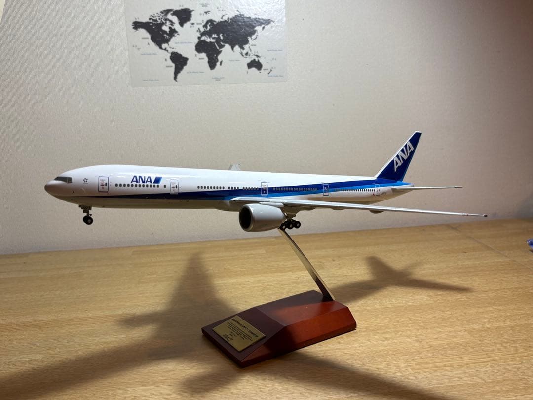 ANA Boeing 777-300ER モデル NH20017 1:200