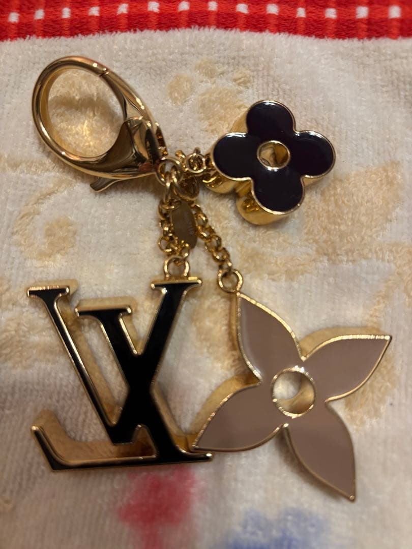 Louis Vuitton フルールドゥ　モノグラムチャーム M67119 美品