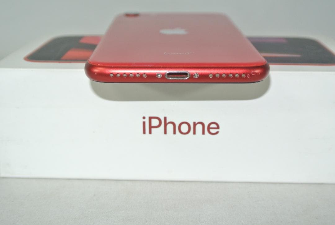 Apple iPhone SE (第2世代) RED 128GB [レッド]
