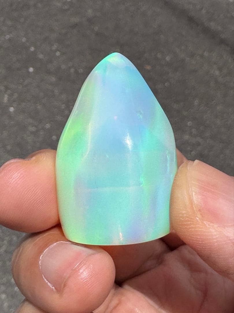 人工オパール　三線バチ　オーロラ模様