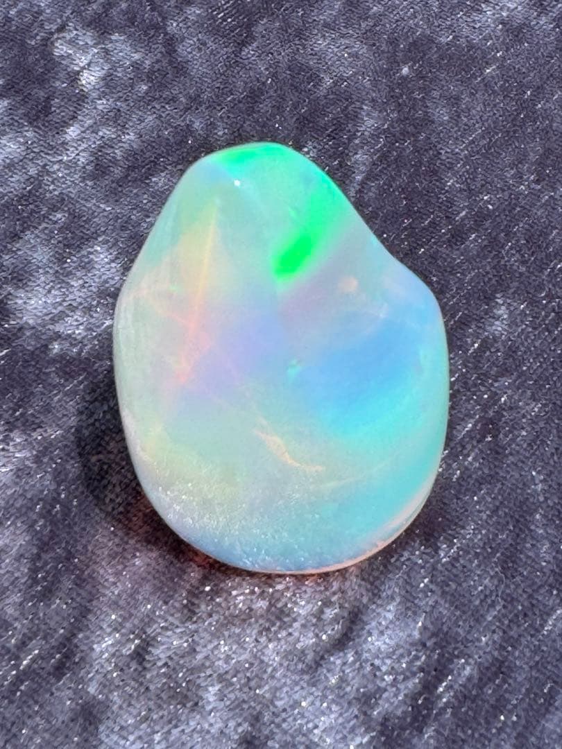 人工オパール　三線バチ　オーロラ模様